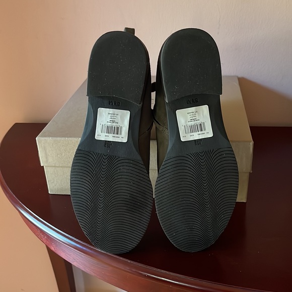 NIB Best Chain Bootie by Gentle Souls - Picture 11 of 11